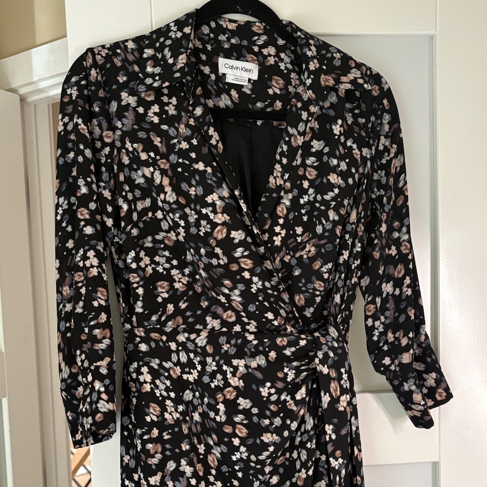 Calvin Klein Black Floral Wrap Midi Dress Size 6